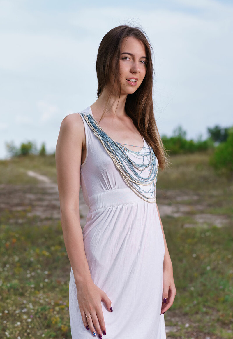 Полина, 24
